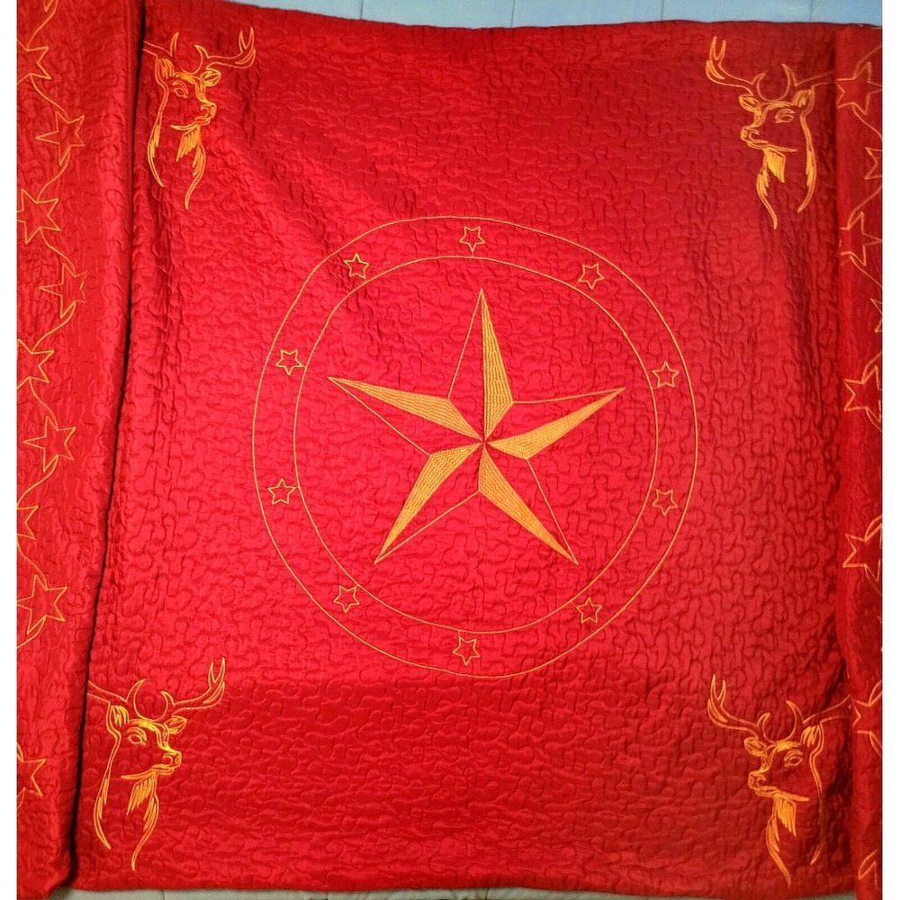 Red Queen Blanket Polyester Stars and Deer